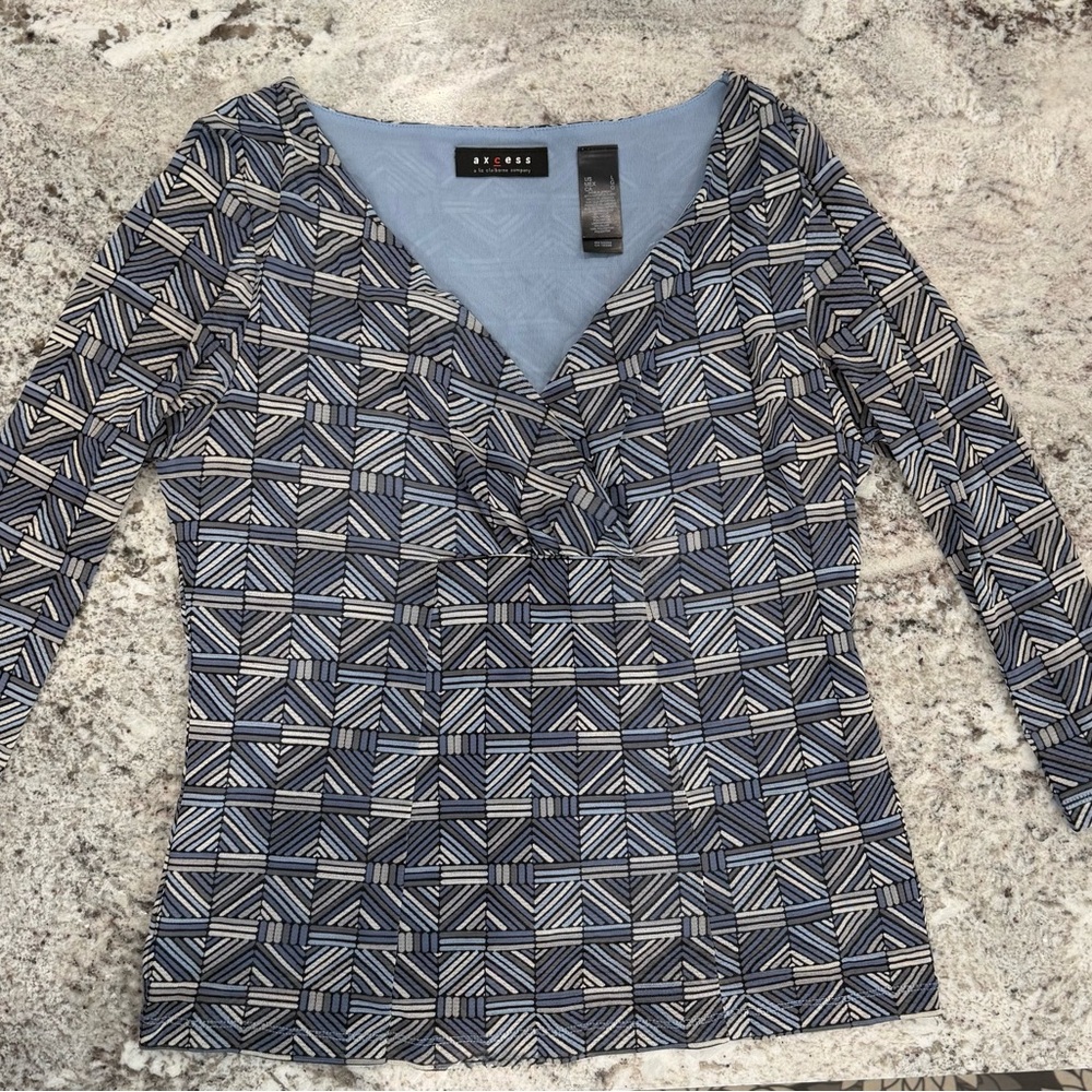 Blue Geometric Patterned Women's Top